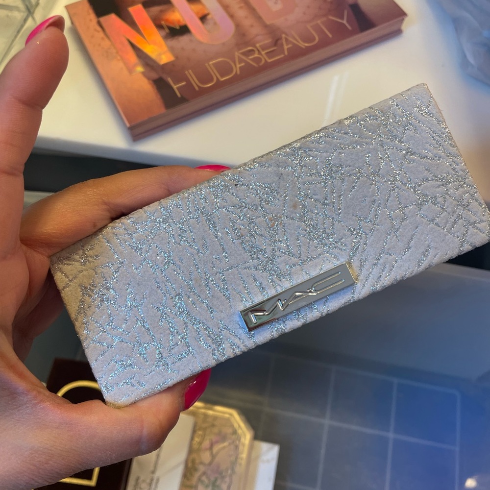 COPY - Mac cosmetics highlighter palette